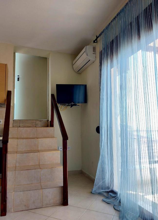 Apartment In Siviri Sea View Buitenkant foto